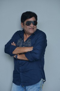 Ali interview Photos( F3 Movie )